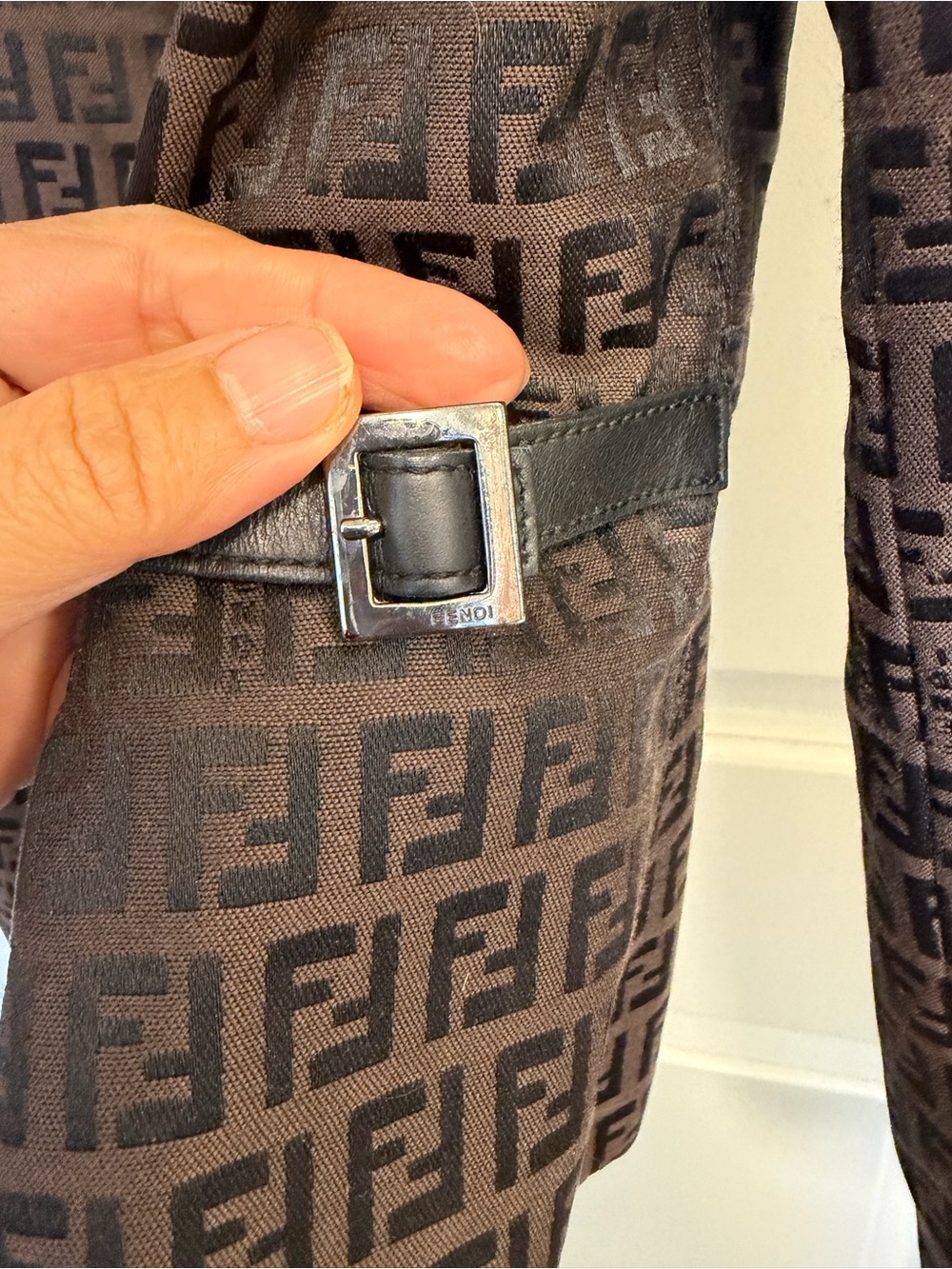 🩷Authentic Fendi Monogram Jacket❤️ - Picture 3 of 9